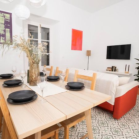 California Apartament Dos De Mayo Sevilla Kültér fotó